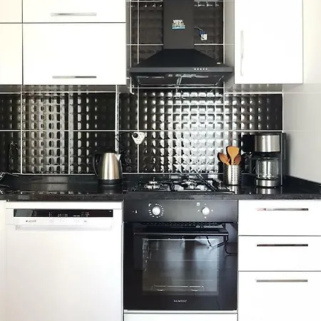 Modern And Comfortable At Nice Location. Lejlighed Antalya