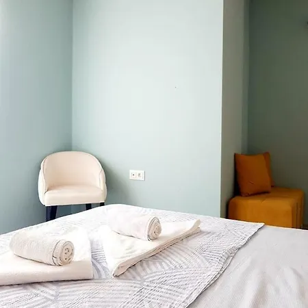 Modern And Comfortable At Nice Location. 公寓 *
